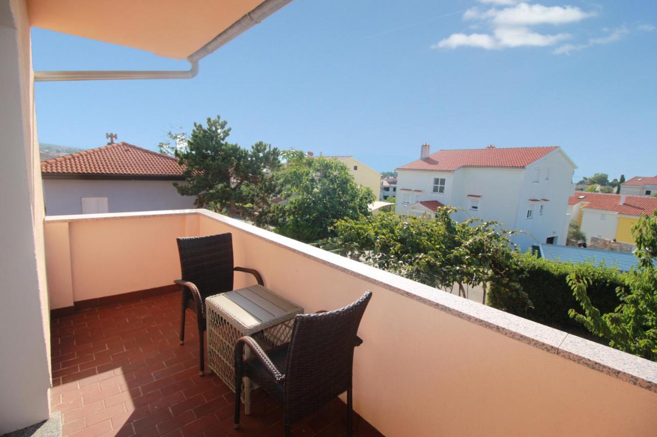 Apartmani Zem, Krk Кърк Екстериор снимка