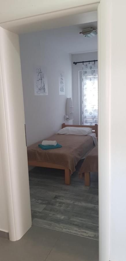 Apartmani Zem, Krk Кърк Екстериор снимка